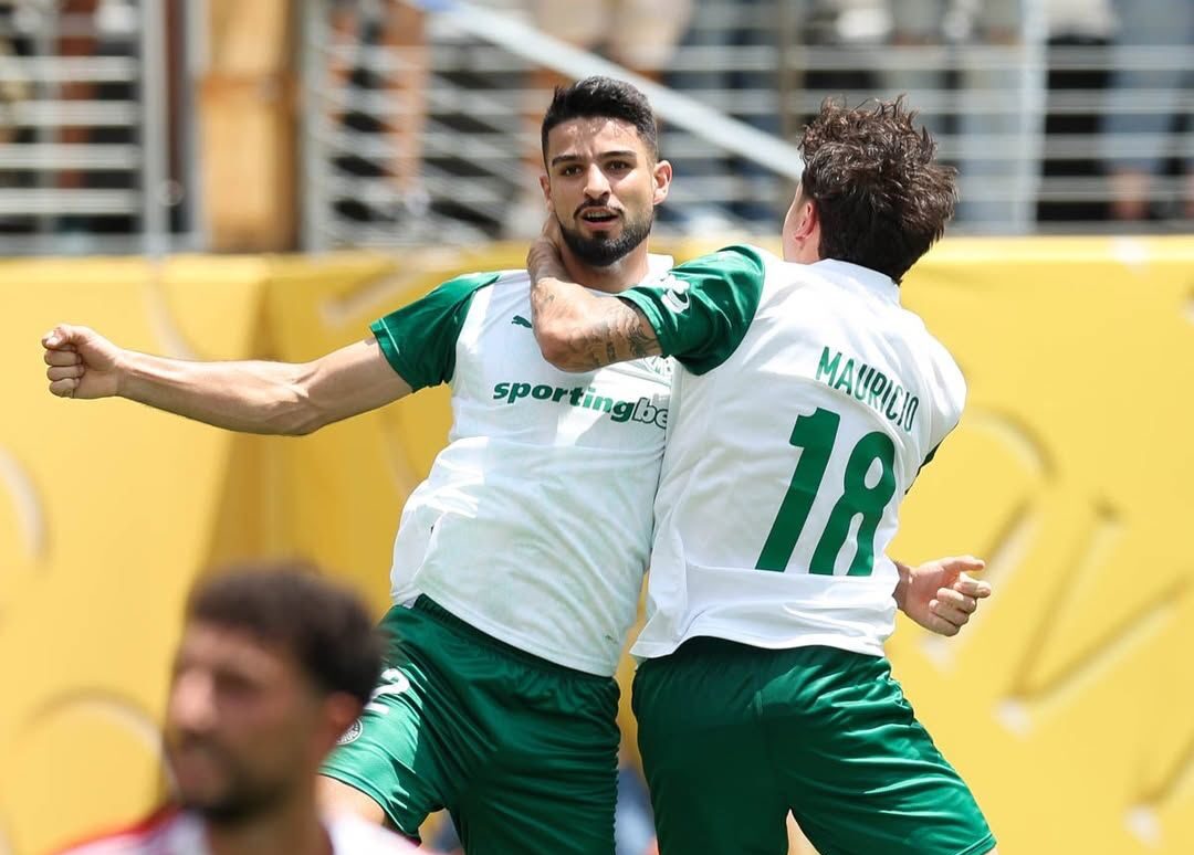 Palmeiras vende Al Ahly por 2 x 0