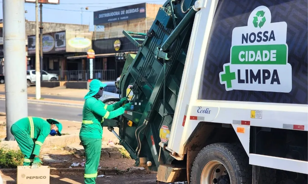 Coleta de lixo em Luziânia/GO