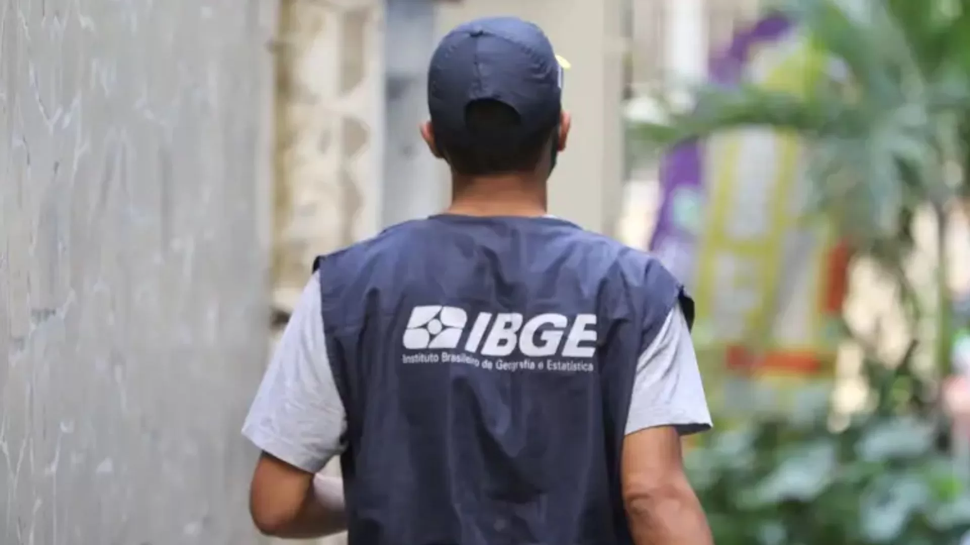 IBGE abre novo concurso público com 9.500 vagas e salário de R$ 4 mil